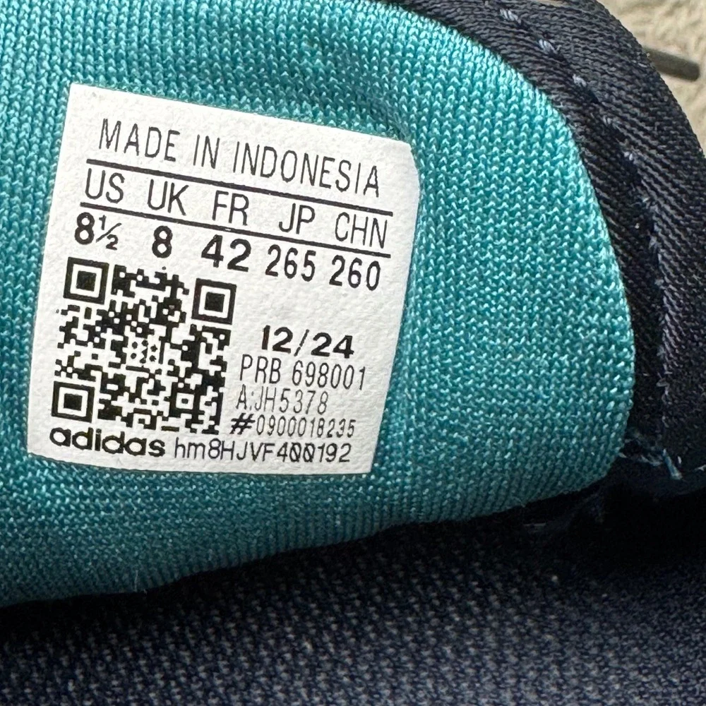 adidas jawpaw water